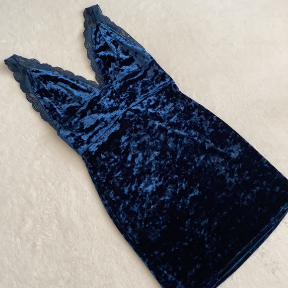 Intimately by Free People | Viper Crushed Velvet Chemise Mini Dress Blue (XS) - Picture 4 of 16